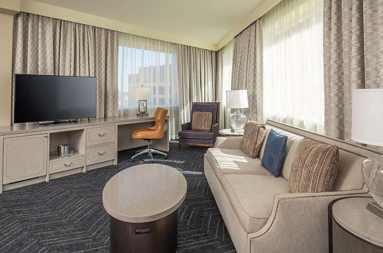 DoubleTree by Hilton Downtown Nashville