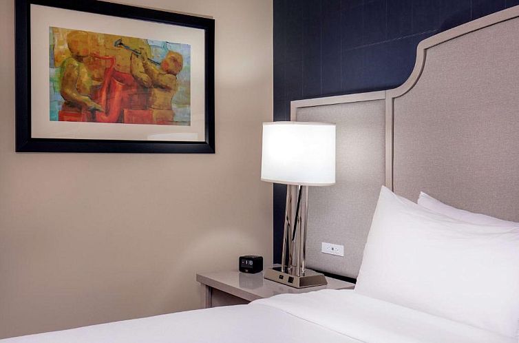 DoubleTree by Hilton Downtown Nashville