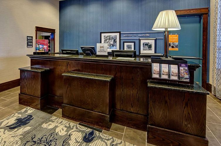 Hampton Inn & Suites Nashville Downtown