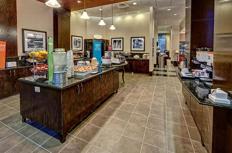 Hampton Inn & Suites Nashville Downtown