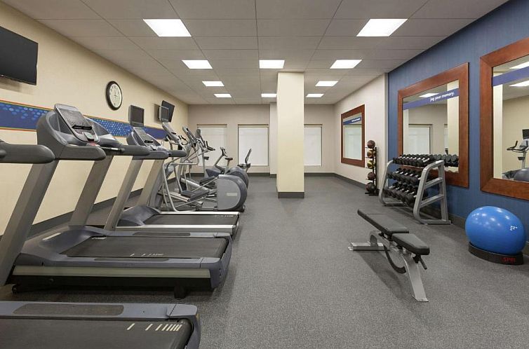 Hampton Inn & Suites Nashville Downtown