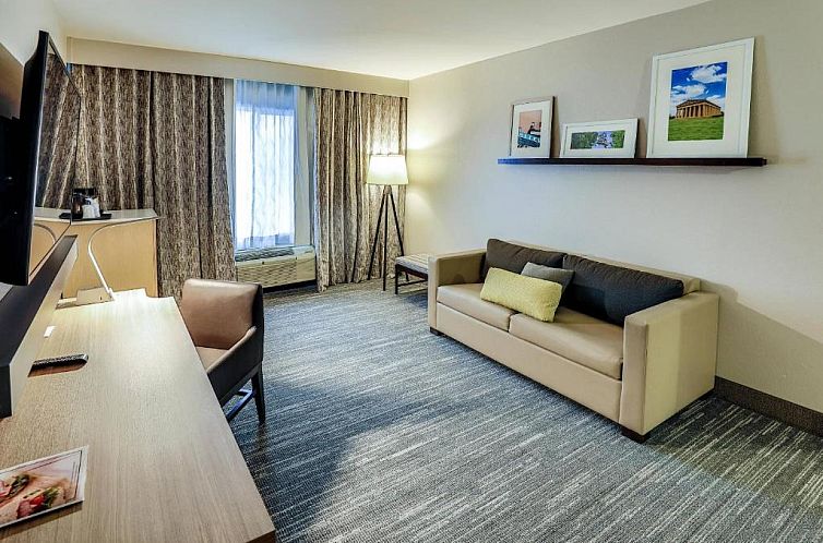 Country Inn & Suites by Radisson, Nashville Airport, TN
