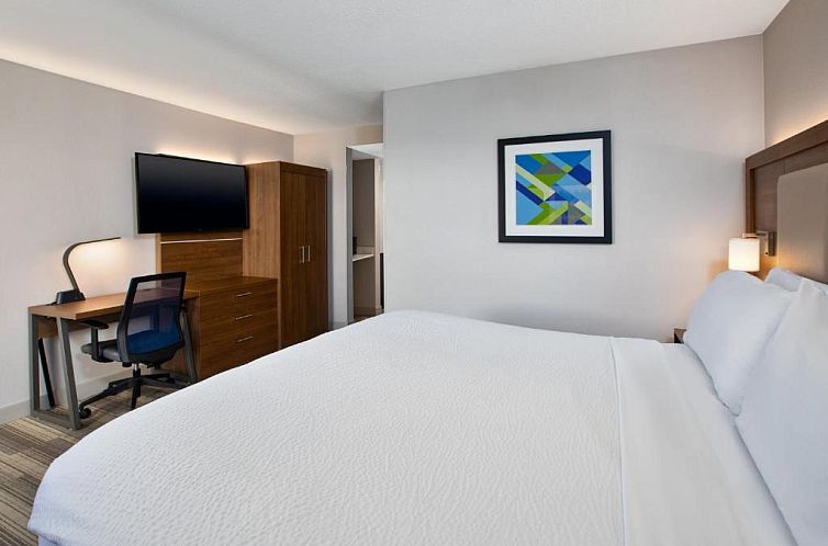 Holiday Inn Express Nashville-Downtown Conference Center, an
