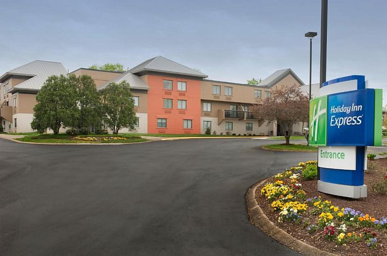 Holiday Inn Express Nashville Airport, an IHG Hotel