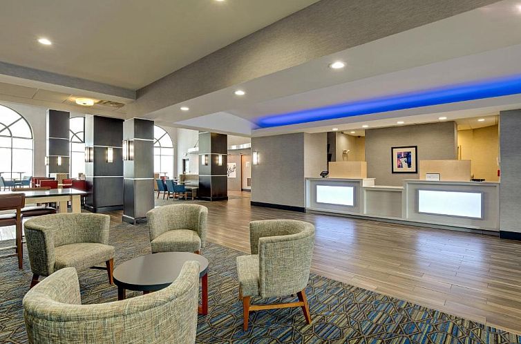 Holiday Inn Express Nashville-Opryland, an IHG Hotel