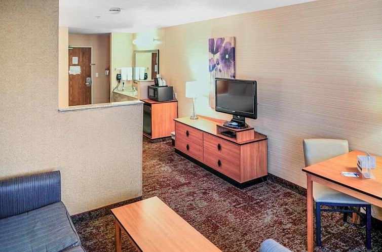 Crystal Inn Hotel & Suites - Midvalley