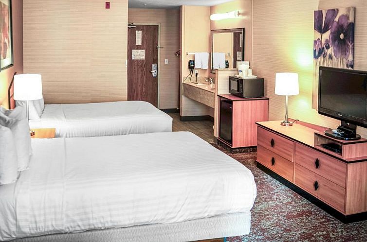 Crystal Inn Hotel & Suites - Midvalley