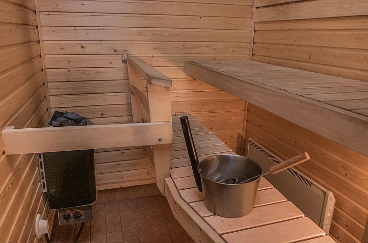 Vakantiehuis Karhunvartijan linna b14
