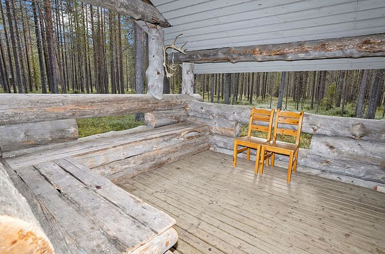 Vakantiehuis Rukanlumous 1