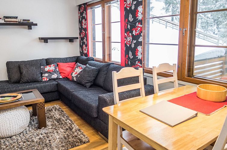 Vakantiehuis Karhunvartijan linna a3