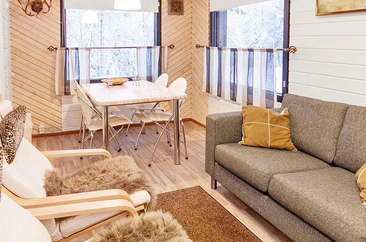 Vakantiehuis Mustalampi 3 lintukoto