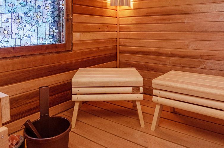 Vakantiehuis Mustalampi 3 lintukoto