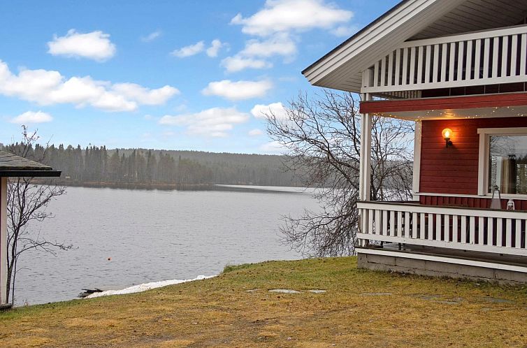 Vakantiehuis Pesäkolo