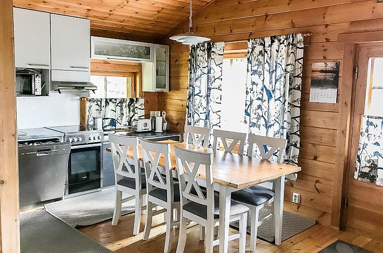 Vakantiehuis Hyrynpirtti mökki