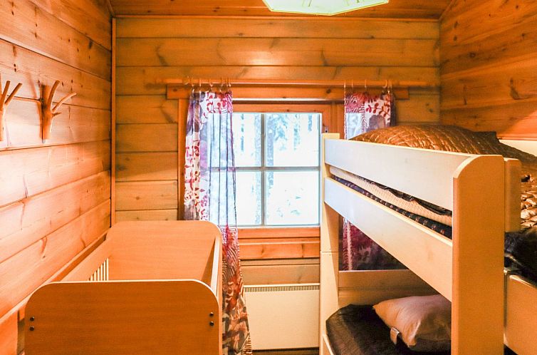 Vakantiehuis Hyrynpirtti mökki