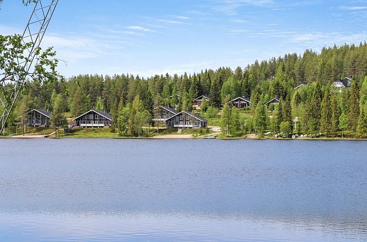 Vakantiehuis Aurinko-saaga 2 paritalo lasiterassihuon