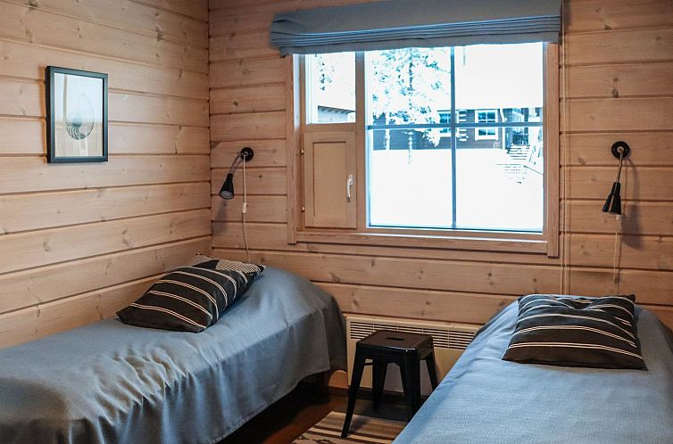 Vakantiehuis Aurinko-saaga 2 paritalo lasiterassihuon