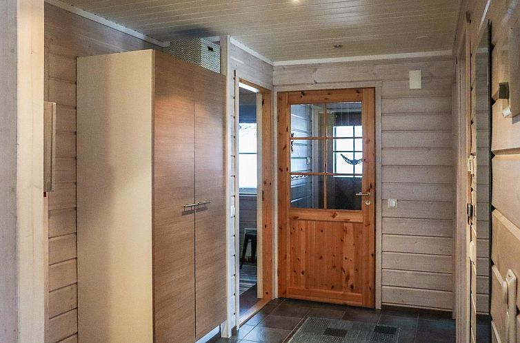 Vakantiehuis Aurinko-saaga 2 paritalo lasiterassihuon