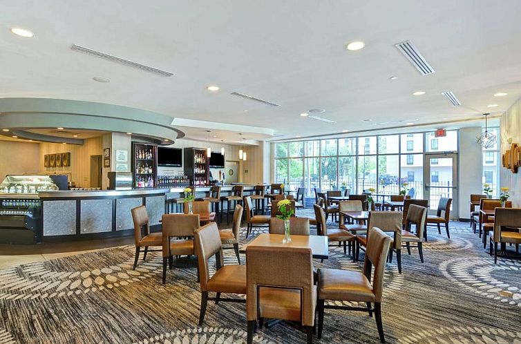 DoubleTree by Hilton Baton Rouge