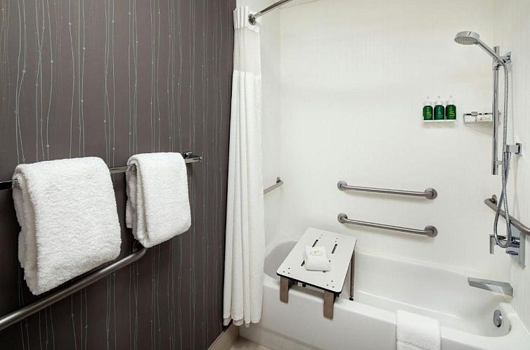 Courtyard by Marriott Dayton North