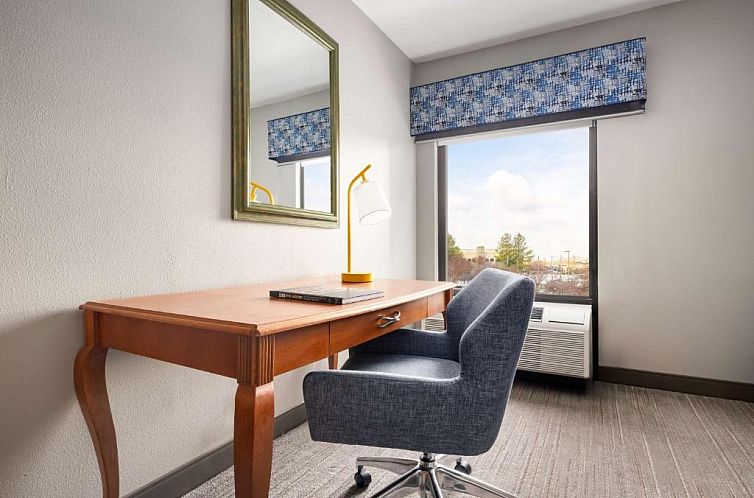 Hampton Inn Memphis-Walnut Grove/Baptist East