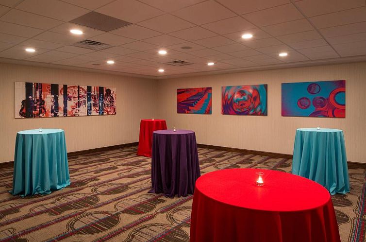Crowne Plaza Memphis Downtown, an IHG Hotel