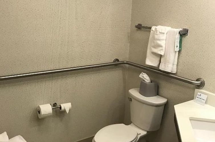 Holiday Inn Express Memphis Medical Center - Midtown, an IHG