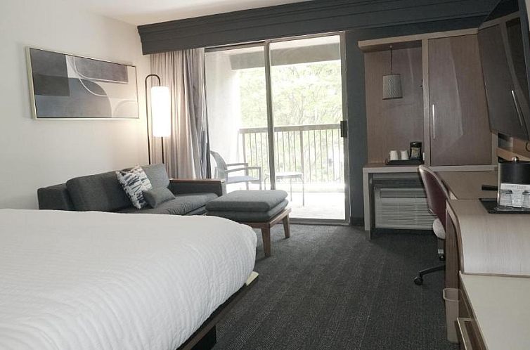 Courtyard Memphis East/Bill Morris Parkway