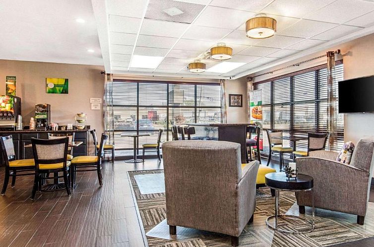 Quality Inn Airport I-240