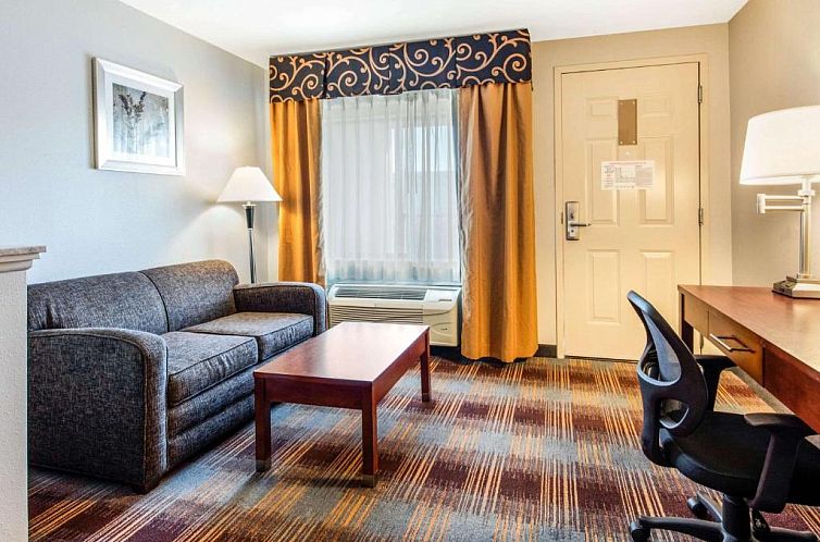 Quality Inn Airport I-240