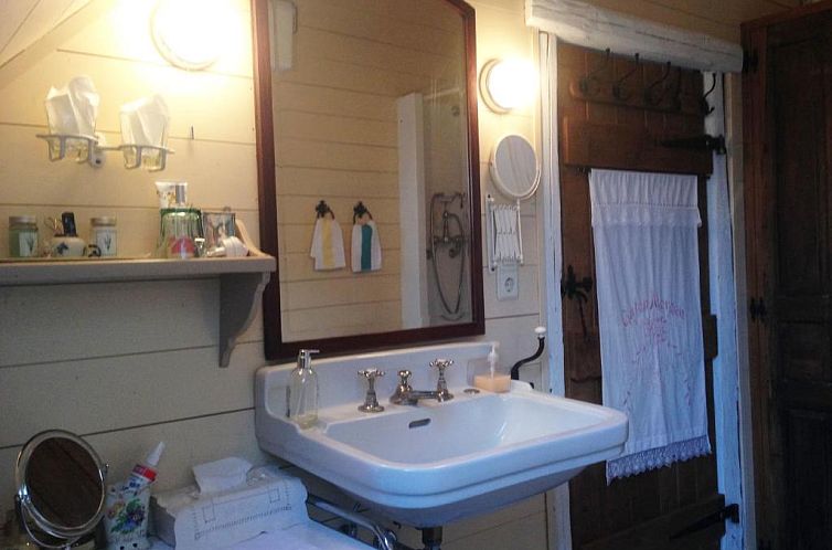 All Seasons Bed & Breakfast