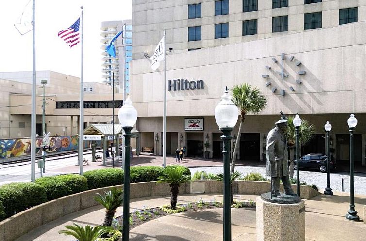 Hilton New Orleans Riverside