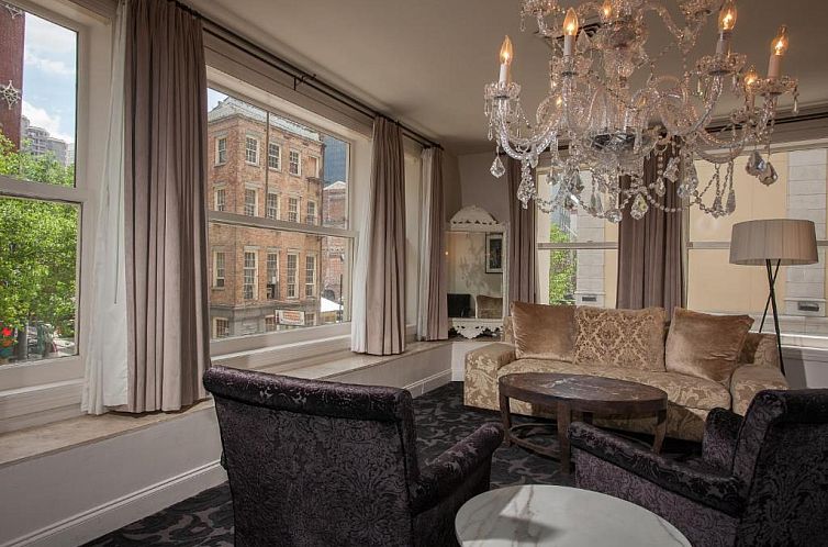 International House Hotel