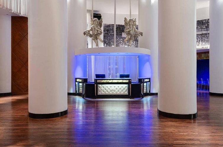 The Saint Hotel, New Orleans, French Quarter, Autograph Coll