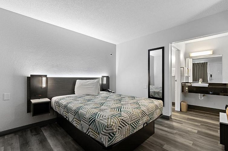 Motel 6-San Diego, CA - North