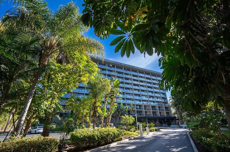 Hotel La Jolla, Curio Collection by Hilton