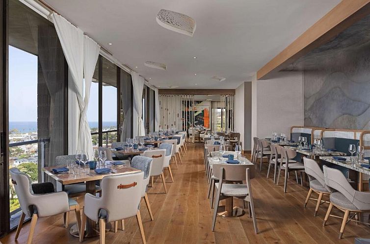 Hotel La Jolla, Curio Collection by Hilton