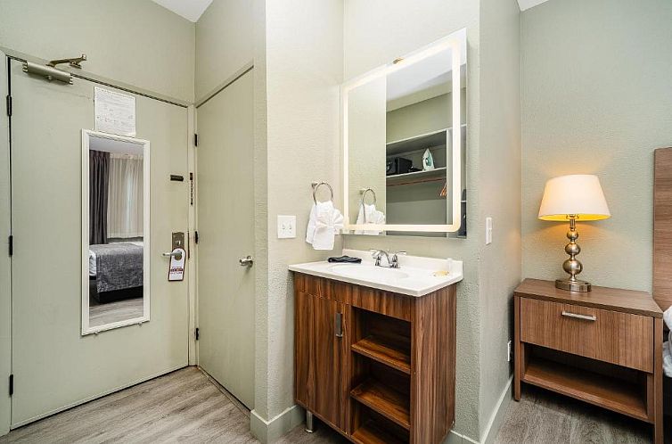 Urban Boutique Hotel