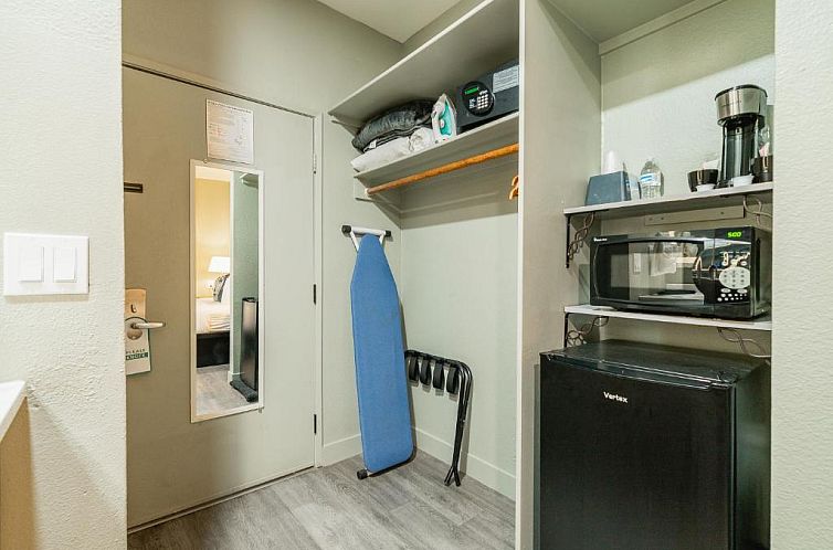 Urban Boutique Hotel