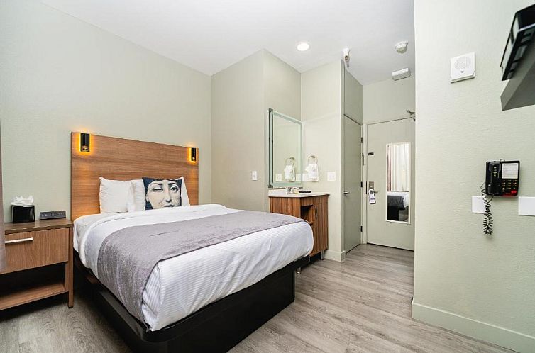 Urban Boutique Hotel