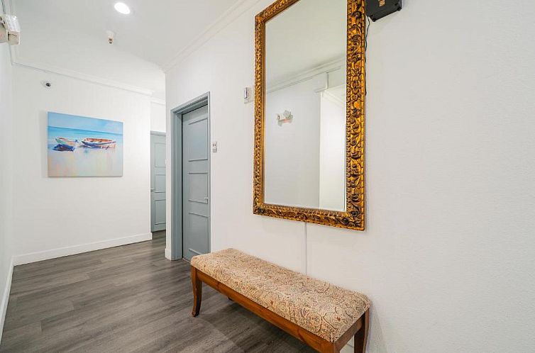 Urban Boutique Hotel