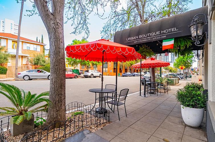 Urban Boutique Hotel