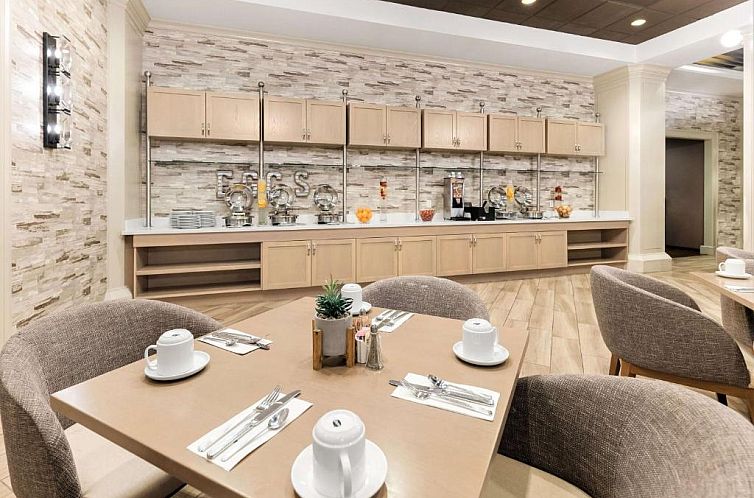 DoubleTree by Hilton San Diego-Mission Valley