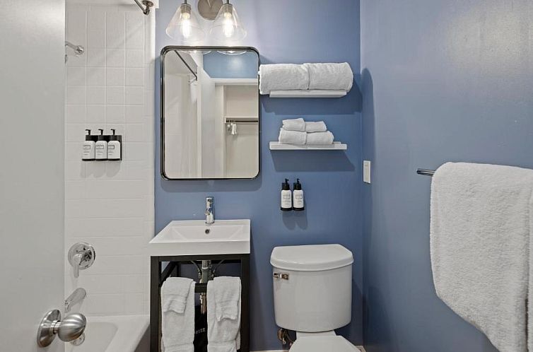 Sea Harbor Hotel - San Diego