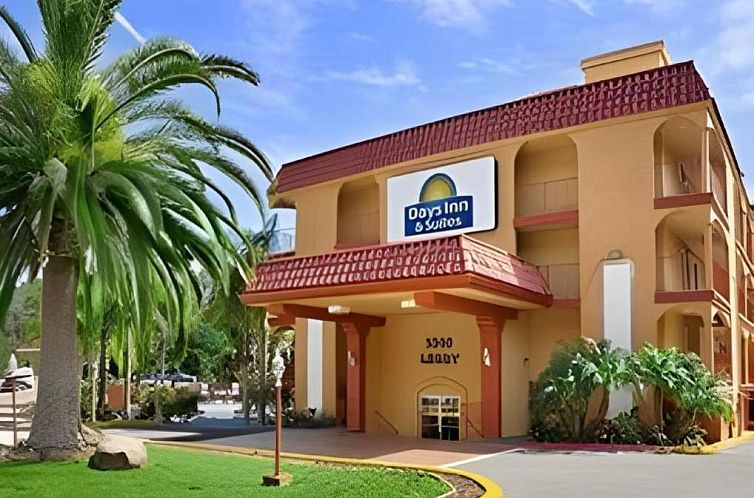 Days Inn by Wyndham Mission Valley Qualcomm Stadium/SDSU