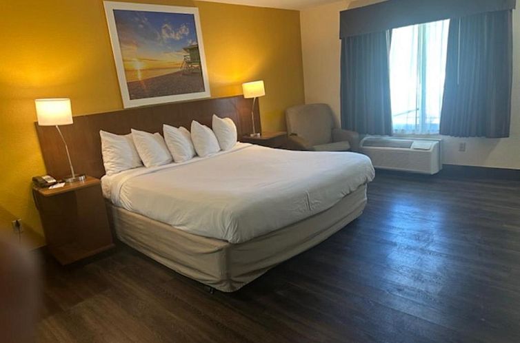 Days Inn by Wyndham Mission Valley Qualcomm Stadium/SDSU