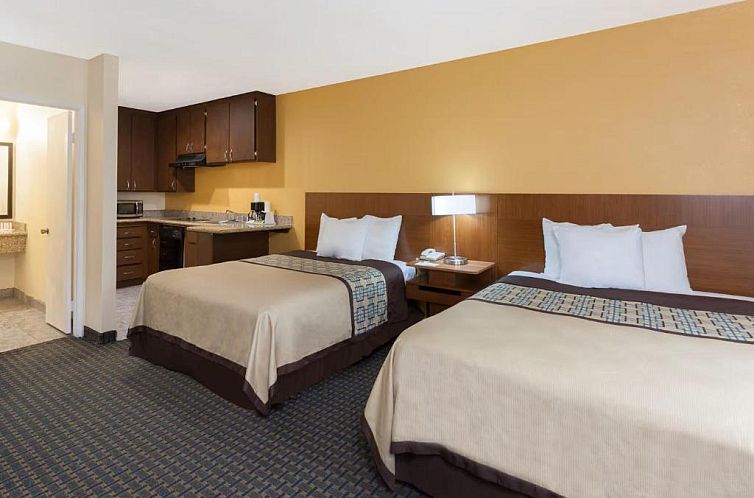 Days Inn by Wyndham Mission Valley Qualcomm Stadium/SDSU