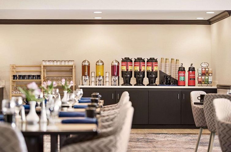 DoubleTree by Hilton New Orleans Airport