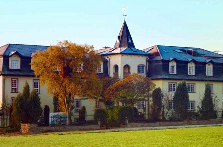 Guest house 23102406 - Apartment Hessen - Hotel Villa Magnolia