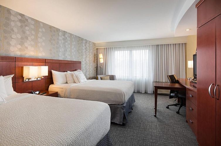 Courtyard by Marriott Des Moines West